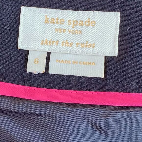Kate Spade New York Skirt the Rules Black Skirt w/Metal Chain Detail. Sz 6 NWOT - Picture 4 of 6